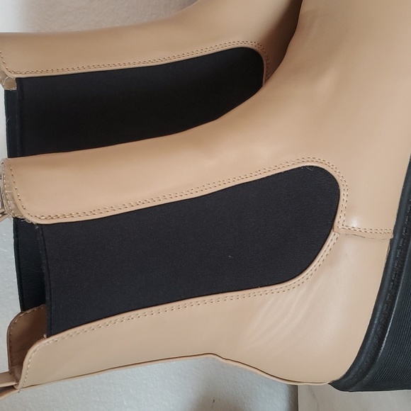 MIA Women’s Lenia Chelsea Platform Boots RUN BIG fit like a 9/9.5 - Picture 2 of 11